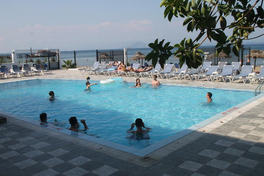 Ammos Aparthotel 2*