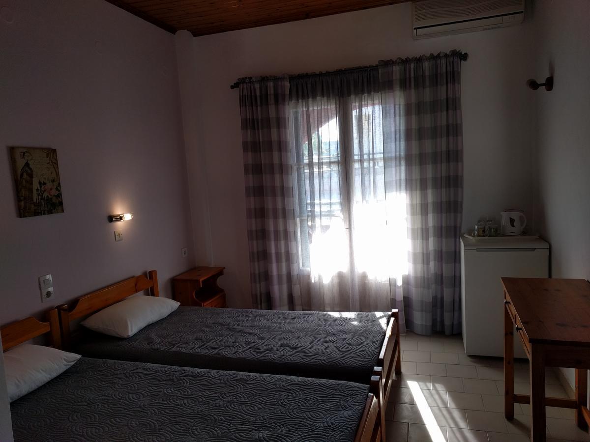 Ammos Aparthotel 2*