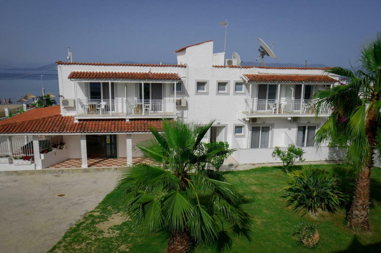 Ammos Aparthotel 2*